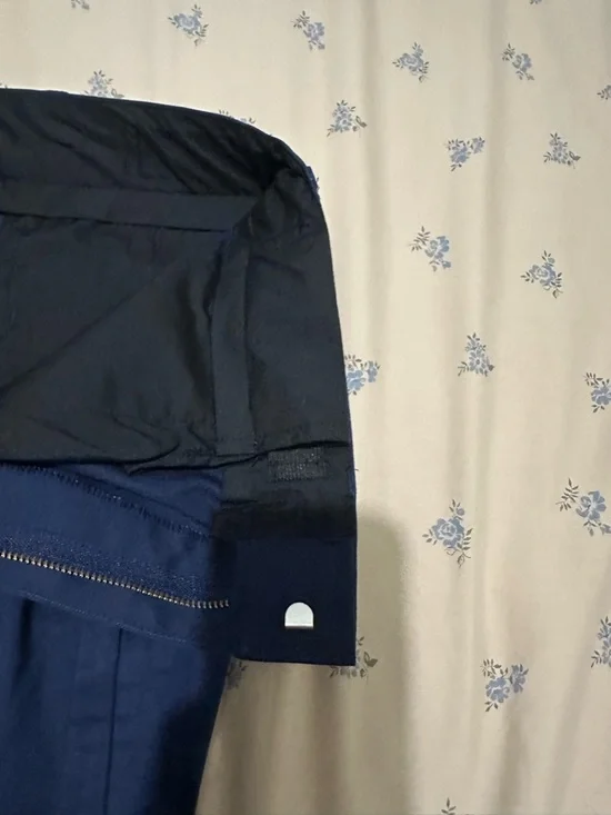 Men's Navy Work Pants Size 32 | 6 Pockets
Durable | New - Picture 10 of 12